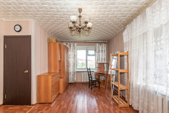 
  Продается 1-комн. квартира, 29.7 м², Октябрьская ул, д. 124
. Фото 3.