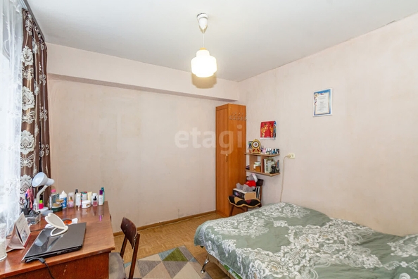 
  Продается 4-комн. квартира, 58.1 м², Марка Никифорова ул, д. 4
. Фото 2.