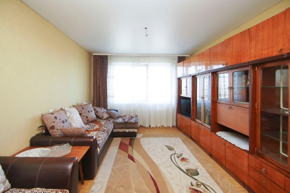 
  Продается 3-комн. квартира, 63.6 м², 14-й военный городок, д. 141
. Фото 1.