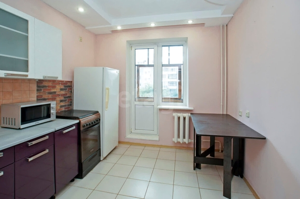 
  Продается 1-комн. квартира, 49.4 м², Арнольда Нейбута ул, д. 7
. Фото 3.