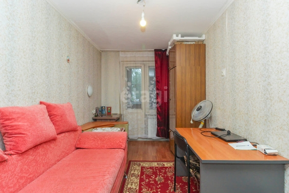 
  Продается 3-комн. квартира, 61.7 м², Лукашевича ул, д. 7
. Фото 2.