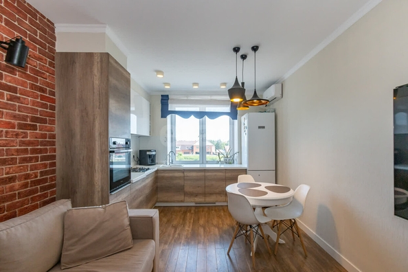 
  Продается 2-комн. квартира, 77 м², Булгакова ул, д. 4
. Фото 4.