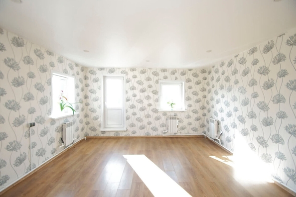 
  Продается дом, 161.3 м², Омск
. Фото 3.