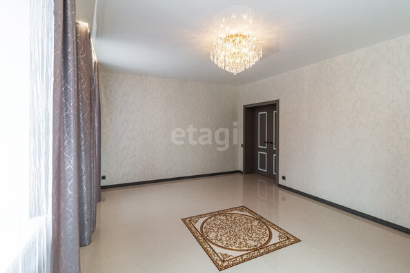 
  Продается дом, 335 м², Омск
. Фото 3.