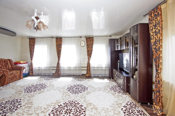 
  Продается дом, 102.2 м², Омск
. Фото 4.