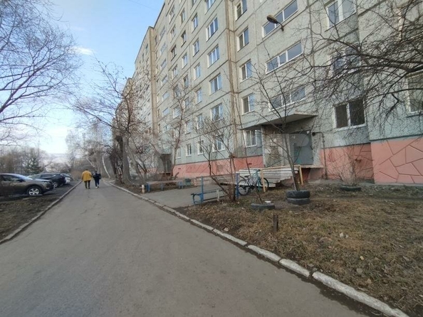 
  Продается 2-комн. квартира, 51.9 м², Омская ул, д. 152
. Фото 4.
