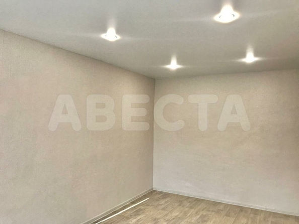
  Продается 1-комн. квартира, 28.2 м², Глинки ул, д. 3А
. Фото 2.