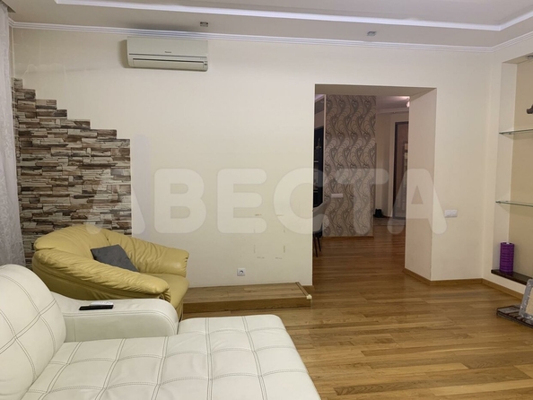 
  Продается 4-комн. квартира, 143.8 м², Маршала Жукова ул, д. 101
. Фото 2.