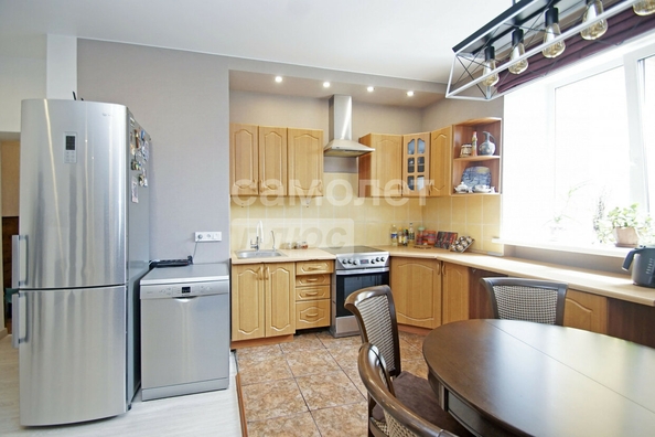 
  Продается 3-комн. квартира, 66 м², Линия 27-я ул, д. 16А
. Фото 3.