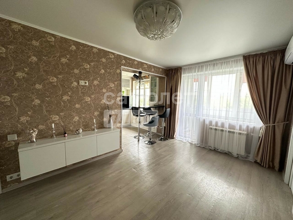 
  Продается 2-комн. квартира, 39 м², Краснознаменная ул, д. 21В
. Фото 5.