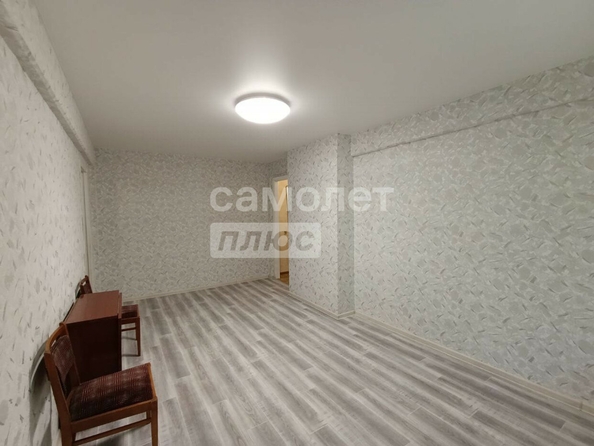 
  Продается 2-комн. квартира, 45.3 м², Полковая ул, д. 37
. Фото 2.