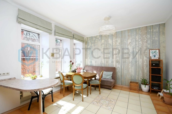 
  Продается дом, 300 м², Омск
. Фото 2.