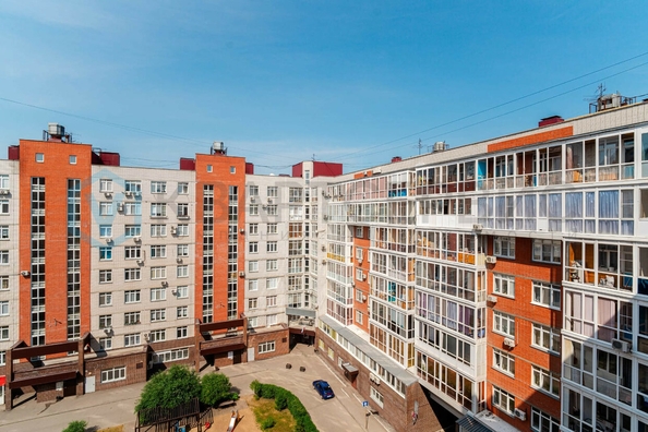 
  Продается 3-комн. квартира, 50 м², Маршала Жукова ул, д. 107
. Фото 4.