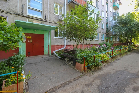 
  Продается 3-комн. квартира, 48.7 м², Романенко ул, д. 15
. Фото 2.