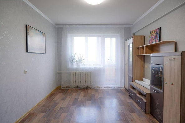 
  Продается 3-комн. квартира, 60 м², Калинина ул, д. 10
. Фото 1.