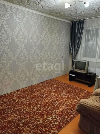 
  Продается 1-комн. квартира, 30 м², 75-й гвардейской бригады, д. 1А
. Фото 2.