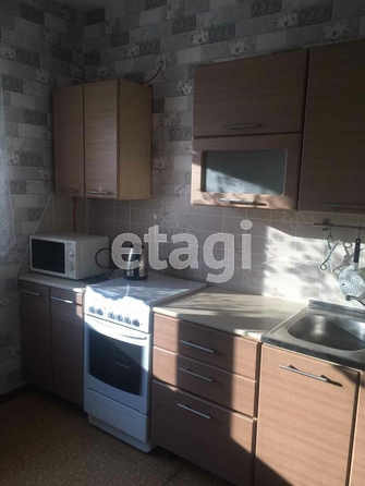 
  Продается 1-комн. квартира, 37 м², Волгоградская ул, д. 42
. Фото 5.