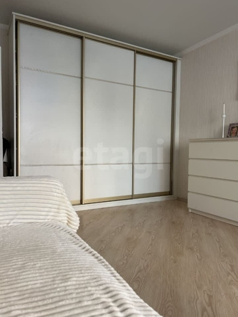 
  Продается 1-комн. квартира, 38 м², Кемеровская ул, д. 17
. Фото 2.