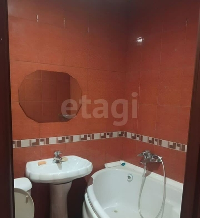 
  Продается 3-комн. квартира, 62 м², Молодежная 3-я ул, д. 54
. Фото 2.