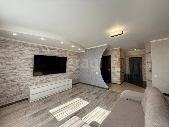 
  Продается 2-комн. квартира, 67.3 м², Заозерная ул, д. 19
. Фото 3.