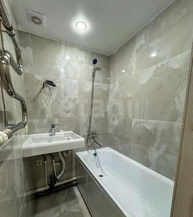 
  Продается 3-комн. квартира, 46 м², 22 Апреля ул, д. 8А
. Фото 1.