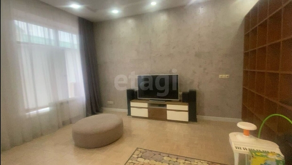 
  Продается 3-комн. квартира, 110 м², Красина ул, д. 6
. Фото 2.