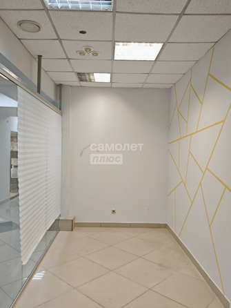 
  Сдается универсальное помещение, 19 м², 10 лет Октября ул, д. 113
. Фото 1.