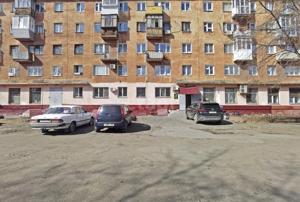 
  Сдается торговая площадь, 60 м², 16-й военный городок, д. 374
. Фото 1.