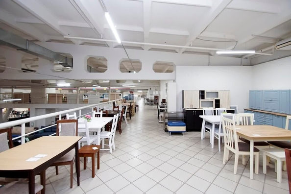 
  Сдается универсальное помещение, 600 м², Орджоникидзе ул, д. 164
. Фото 1.