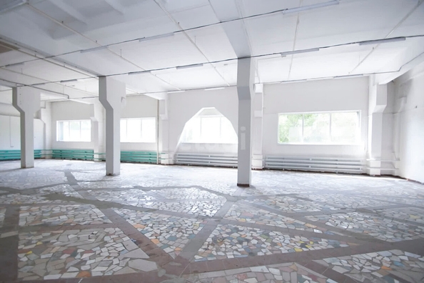 
  Сдается универсальное помещение, 1600 м², Орджоникидзе ул, д. 164
. Фото 1.