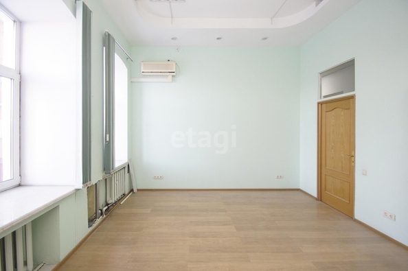 
  Сдается универсальное помещение, 354.18 м², Гагарина ул, д. 36
. Фото 2.