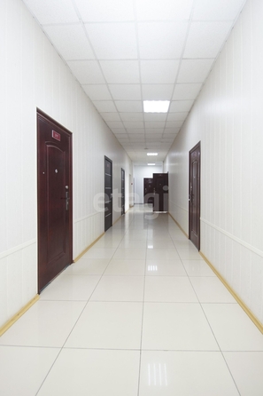 
  Сдается офис, 49 м², Линия 24-я ул, д. 59
. Фото 2.