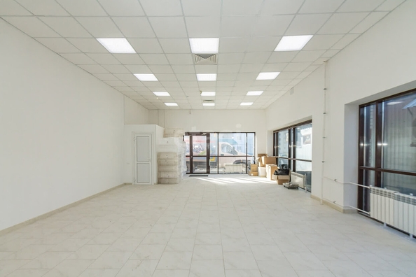 
  Сдается офис, 75 м², Блюхера ул, д. 3Б
. Фото 5.