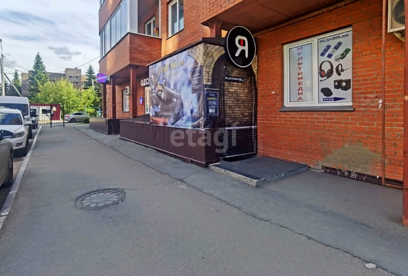 
  Продается универсальное помещение, 109.4 м², 10 лет Октября ул, д. 50
. Фото 3.