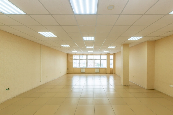 
  Продается универсальное помещение, 82.9 м², Фрунзе ул, д. 1к4
. Фото 1.