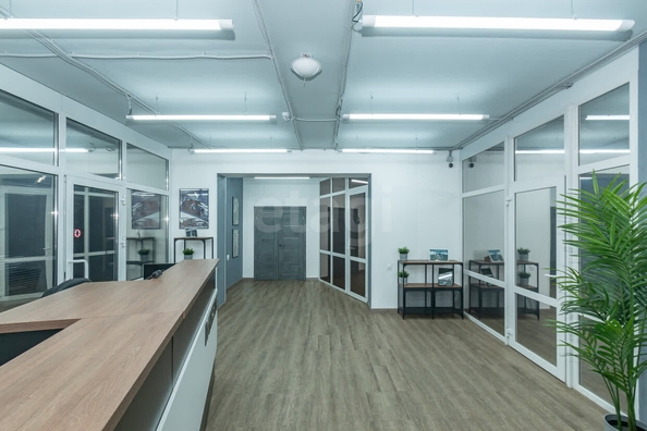 
  Продается универсальное помещение, 183 м², 5-й армии, д. 4
. Фото 2.