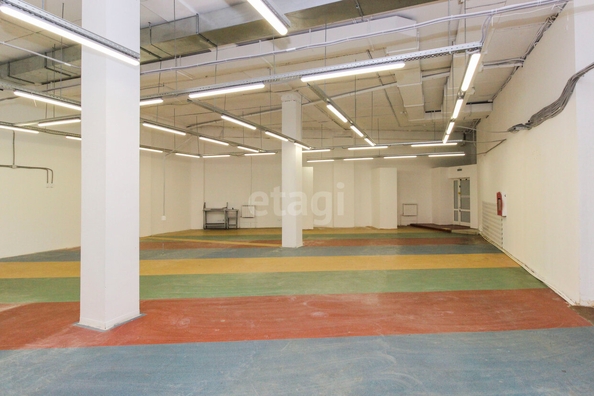 
  Продается универсальное помещение, 425.7 м², Степанца ул
. Фото 4.