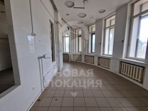 
  Сдается универсальное помещение, 338 м², Красный Путь ул, д. 111
. Фото 9.