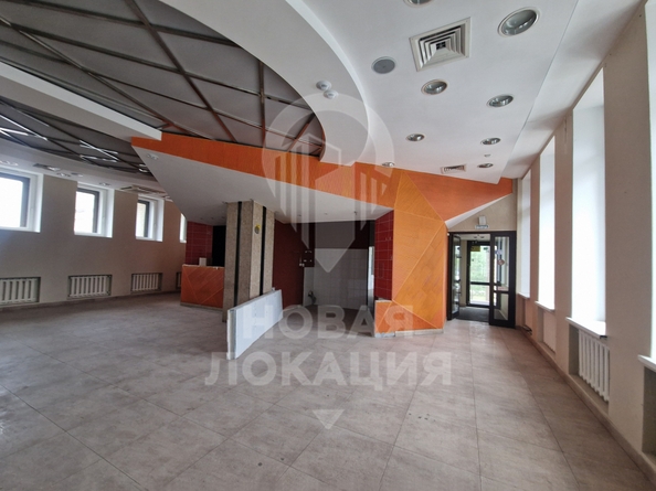 
  Сдается универсальное помещение, 1100 м², Красный Путь ул, д. 111
. Фото 13.