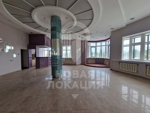 
  Сдается универсальное помещение, 720 м², Красный Путь ул, д. 111
. Фото 1.