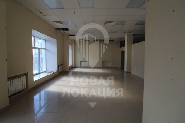 
  Сдается торговая площадь, 200 м², Красный Путь ул, д. 141к1
. Фото 3.