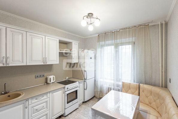 
  Продается 1-комн. квартира, 38 м², Линия 6-я ул, д. 182
. Фото 5.