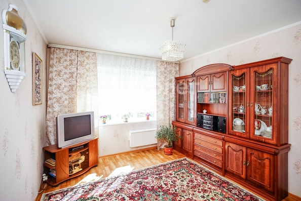 
  Продается 1-комн. квартира, 33 м², Малиновского ул, д. 6/1
. Фото 2.