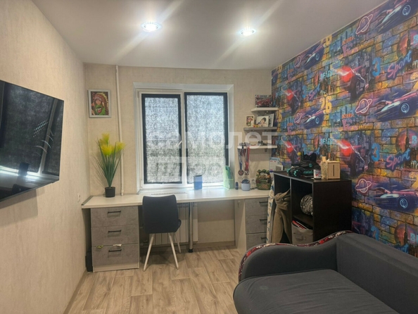 
  Продается 2-комн. квартира, 43.2 м², Калинина ул, д. 11
. Фото 2.