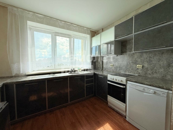 
  Продается 1-комн. квартира, 42.7 м², Светловская ул, д. 4
. Фото 3.