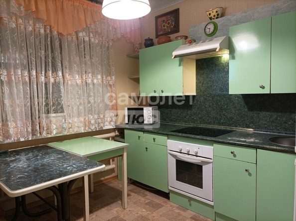 
  Продается 3-комн. квартира, 62.4 м², Маргелова ул, д. 357
. Фото 5.