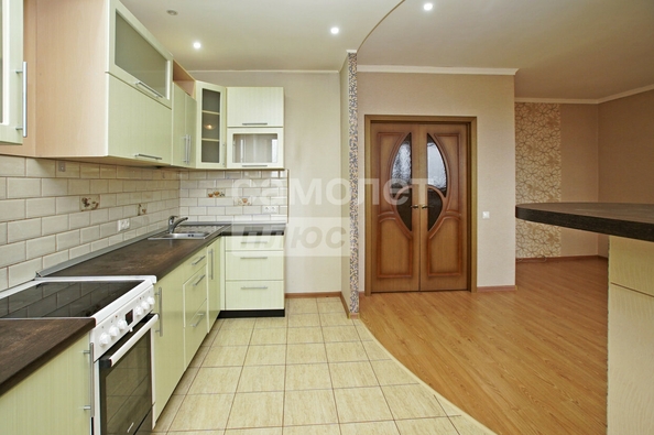 
  Продается 1-комн. квартира, 60.7 м², Военная 2-я ул, д. 19
. Фото 3.