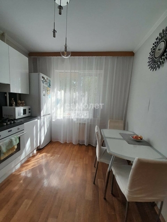 
  Продается 2-комн. квартира, 53 м², ярослава гашека, д. 6
. Фото 5.