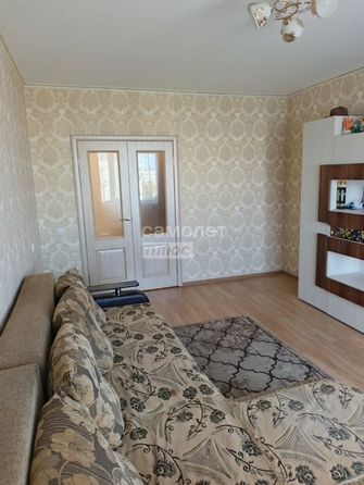 
  Продается 3-комн. квартира, 63.7 м², 10 лет Октября ул, д. 113
. Фото 2.