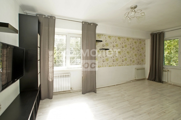 
  Продается 2-комн. квартира, 43.2 м², Магистральная ул, д. 82А
. Фото 4.
